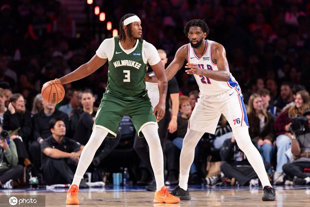 四虎也是虎！76人4人合砍98分 3人26+大帝三双VJ两双